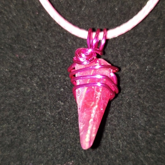 Hot Magenta Crystal Necklace & Ring set - Picture 2 of 8